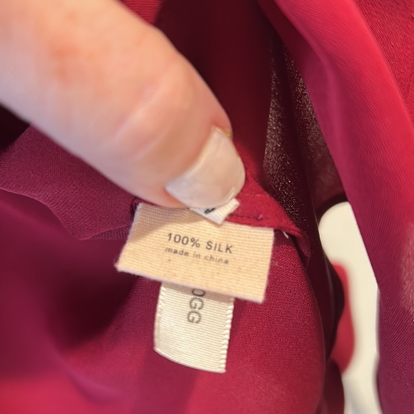 L’AGENCE Red / Dark Bordeaux 100% Silk Long Sleeve Blouse - sz 4 - Picture 7 of 7